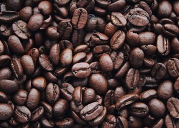 Caffè ritirato dai supermercati per presenza di micotossine: ecco i marchi coinvolti